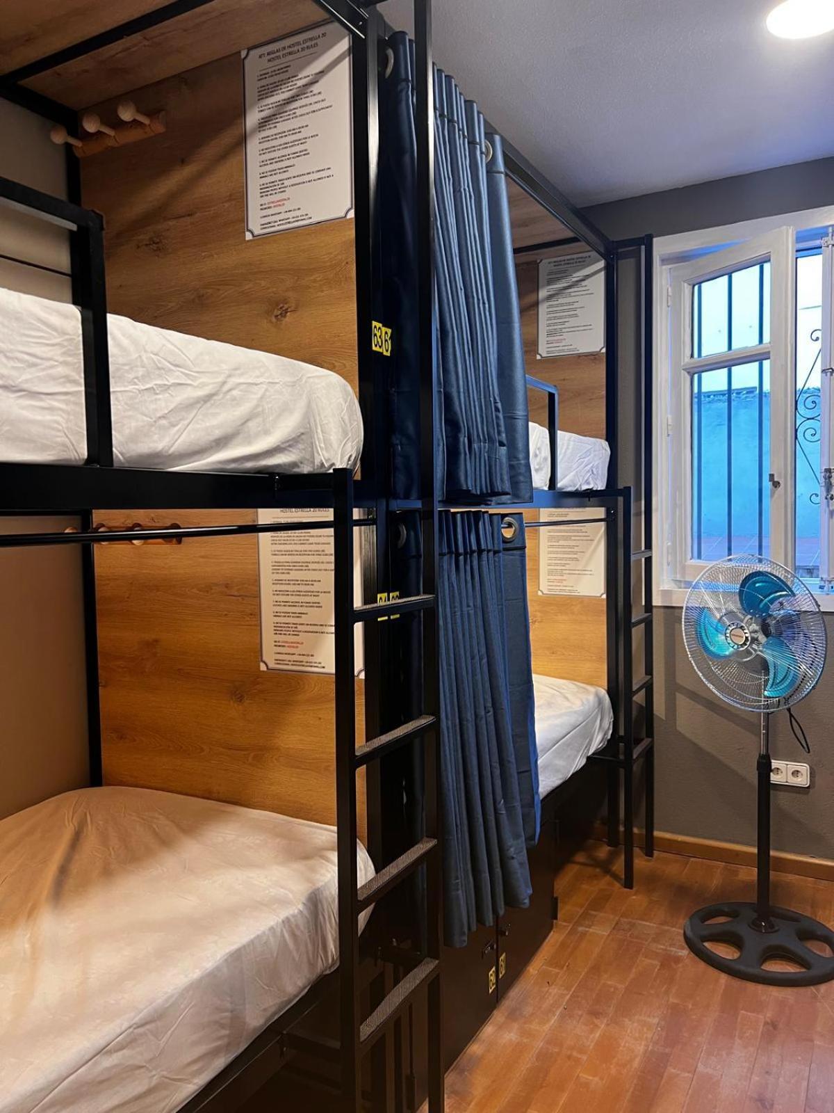 Hostel Estrella 20 มาดริด ภายนอก รูปภาพ